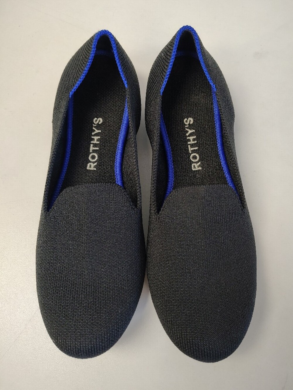 Rothy's Black Knit Round Toe Slip-On Daily Loafers with Blue Trim Size 7 Women's